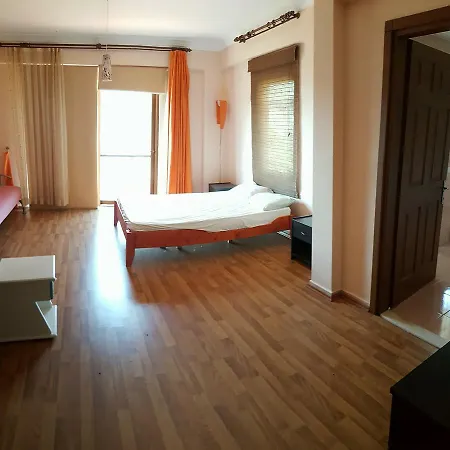 Haftalik Aylik Kiralik Havuzlu Mustakil Villa