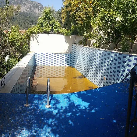 Villa Haftalik Aylik Kiralik Havuzlu Mustakil *